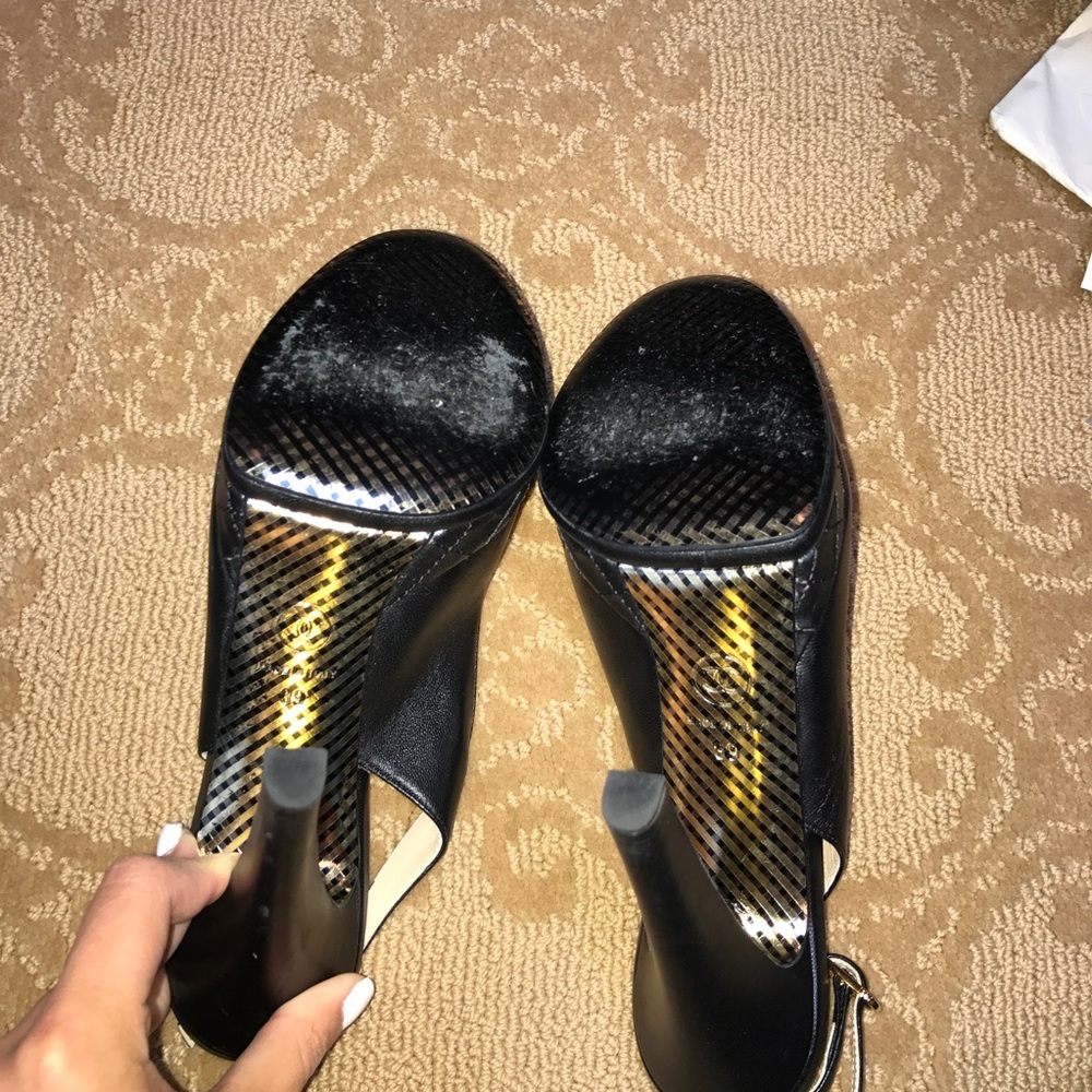 Chanel black slingback platforms heels - Picture 6 of 8
